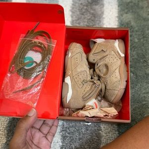 Jordan x travis Scott retro 6